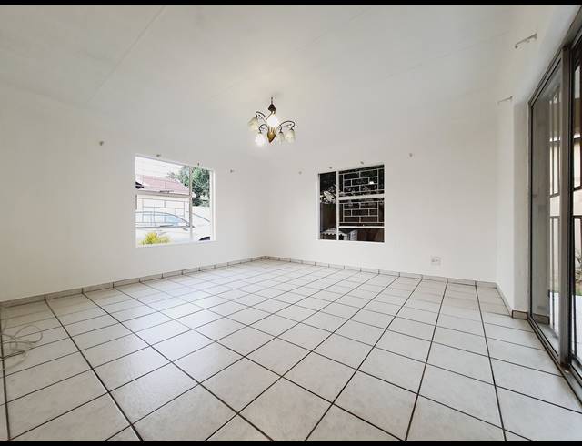 3 BEDROOM CLUSTER RENTED IN HALFWAY GARDENS